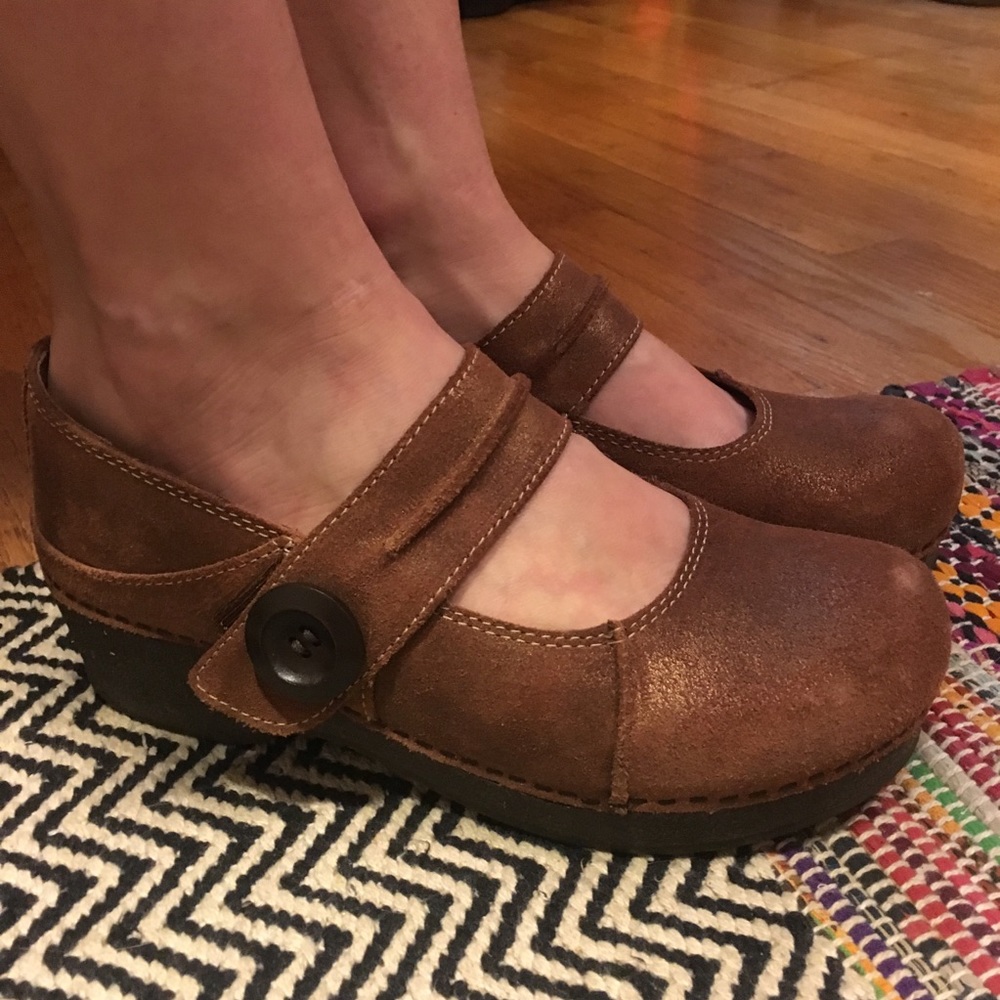 Dansko Mary Janes EUC
